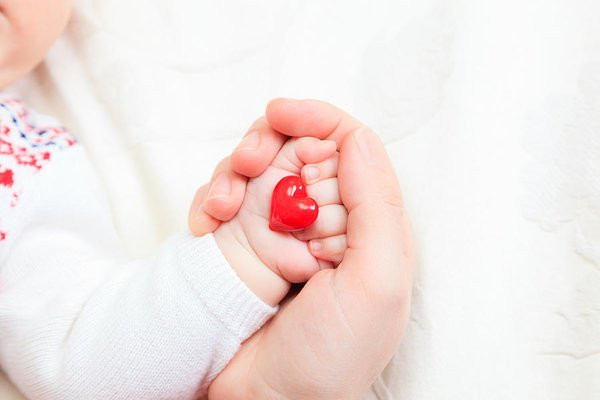 Tại sao cần sàng lọc sơ sinh tim bẩm sinh cho bé?