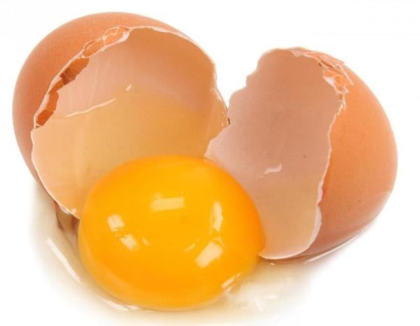 Những công dụng của lòng đỏ trứng đối với mái tóc