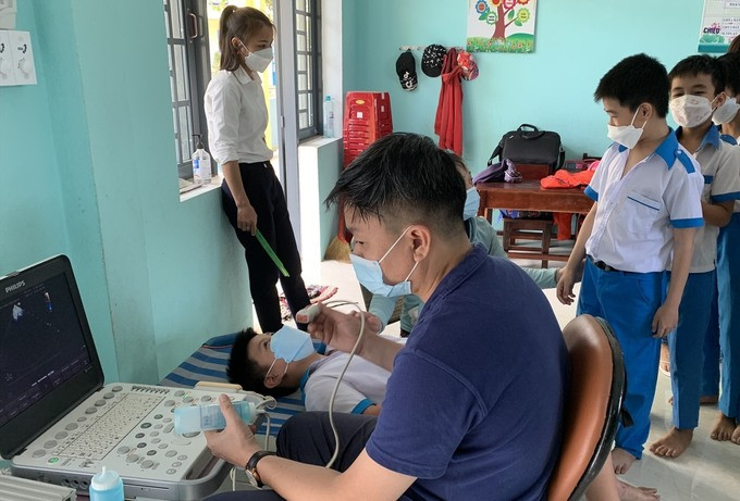 Quảng Nam: Gần 9.000 học sinh Bắc Trà My được khám sàng lọc tim bẩm sinh