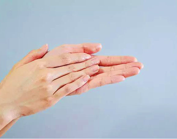 10 phút đầu ngày sau khi thức dậy là thời gian “vàng” để chăm sóc sức khỏe