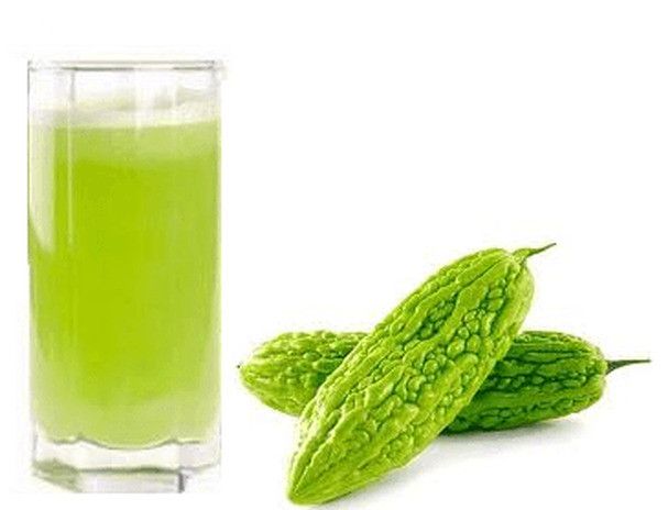 Kết hợp hành tím và khổ qua làm nước ép mang đến nhiều lợi ích cho sức khỏe