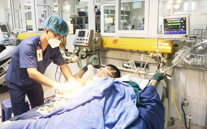 Quảng Ninh: Nam bệnh nhân nhập viện nguy kịch do ngộ độc khí CO