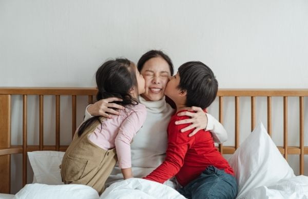 Ngày của Mẹ 8/5/2022: Làm mẹ ảnh hưởng thế nào đến cuộc sống của người phụ nữ?