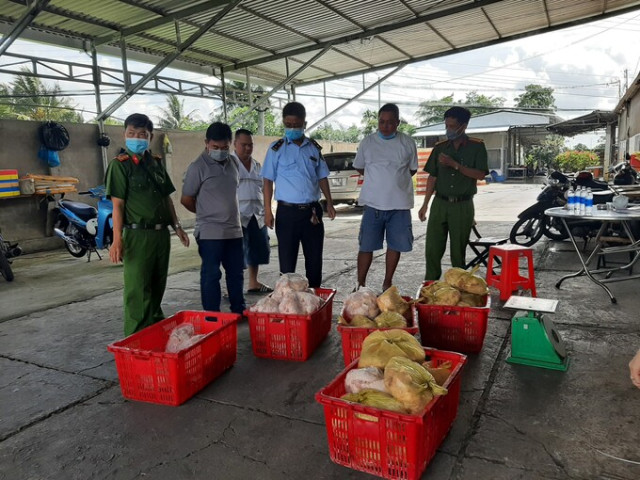 Cần Thơ tiếp tục phát hiện 345 kg thực phẩm đông lạnh các loại không rõ nguồn gốc xuất xứ