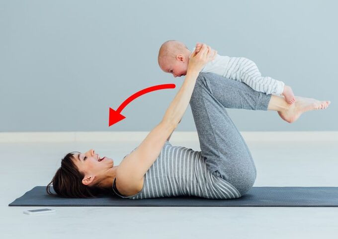 9 bài tập thể dục cho mẹ và bé để làm săn chắc cơ thể sau sinh