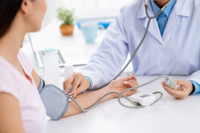 Ngày Tăng huyết áp Thế giới 17/5/2022: Nắng nóng có thể ảnh hưởng đến bệnh nhân cao huyết áp như thế nào?