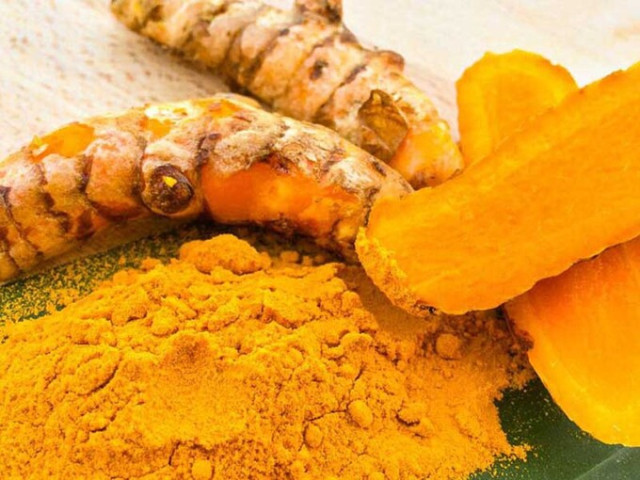 Những món ăn, thức uống từ nghệ tốt cho bệnh viêm khớp
