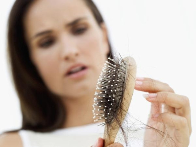 Tránh 7 sai lầm với tóc trong mùa hè này