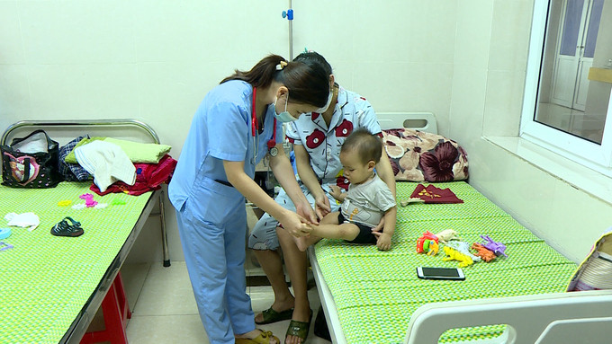 Ninh Bình: Trẻ mắc bệnh tay chân miệng tăng gấp hơn 3 lần so với thời gian trước đó