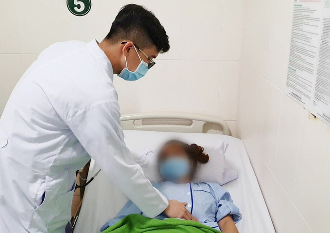 Cần Thơ: Người phụ nữ bị viêm gan cấp do uống thuốc nam để điều trị bệnh