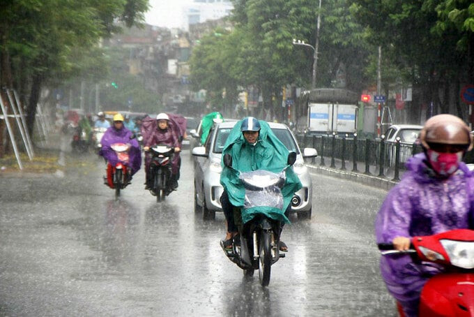 Dự báo thời tiết ngày 9/6: Vùng núi và trung du Bắc Bộ có mưa vừa, mưa to và dông