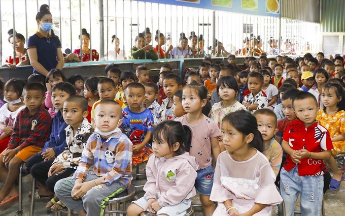 Điện Biên trao hơn 2 nghìn phần quà cho trẻ em vùng cao