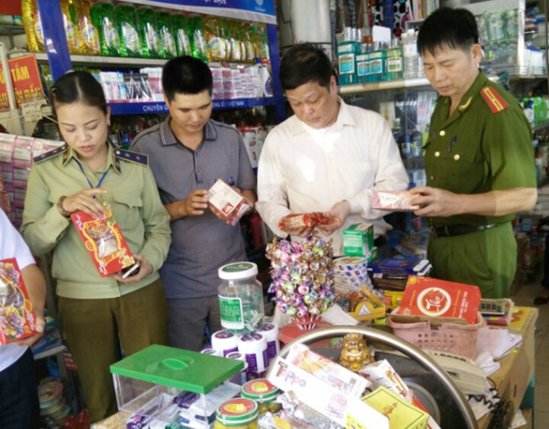 Hà Nội yêu cầu xử lý nghiêm cán bộ buông lỏng quản lý trong lĩnh vực an toàn thực phẩm