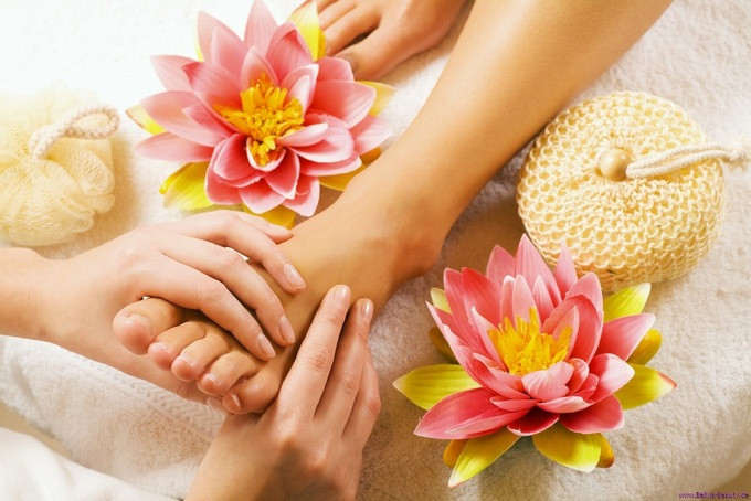 Lợi ích sức khỏe khi mát xa chân 15 phút mỗi ngày