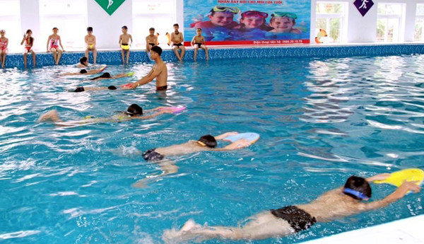 Lai Châu khai mạc lớp bồi dưỡng phương pháp dạy bơi, lặn và phòng chống tai nạn đuối nước năm 2022