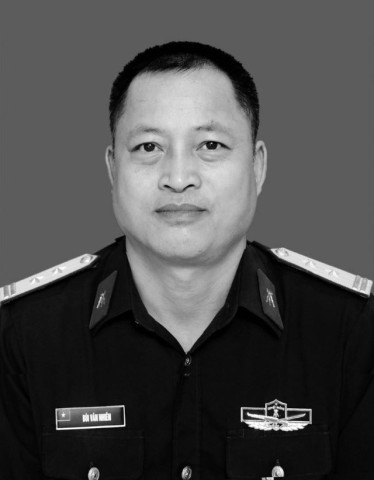 Chủ tịch nước Nguyễn Xuân Phúc gửi Thư chia buồn, động viên gia đình Trung tá Bùi Văn Nhiên