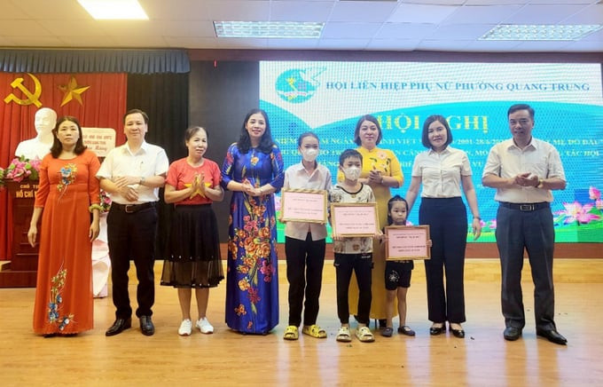 Quảng Ninh: TP Uông Bí có 26 trẻ hoàn cảnh khó khăn được hỗ trợ từ chương trình “Mẹ đỡ đầu”