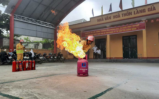 Yên Bái: Huyện Lục Yên ra mắt mô hình “Khu dân cư đảm bảo an toàn phòng cháy chữa cháy và cứu nạn, cứu hộ”
