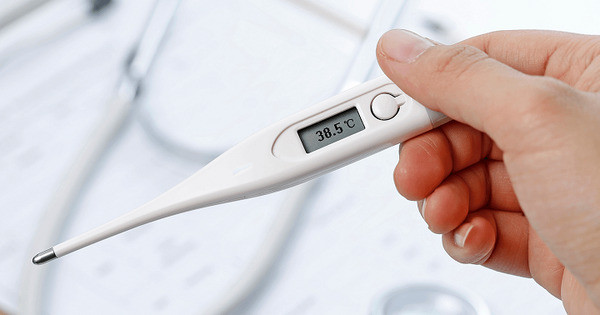 Nghệ An tiếp nhận bệnh nhi sốt cao do viêm não