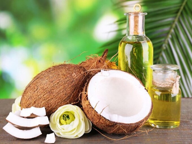 Cách làm mặt nạ dưỡng tóc bằng dầu dừa tại nhà