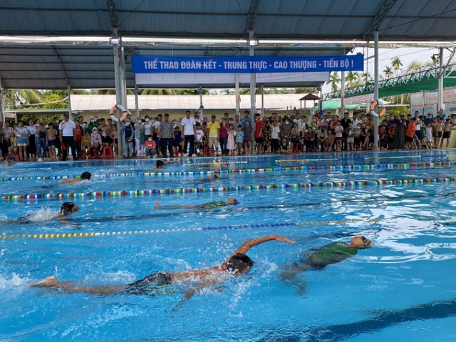 Hải Phòng khai mạc giải bơi thiếu niên nhi đồng, bơi cứu đuối, phòng chống tai nạn thương tích cho trẻ em năm 2022