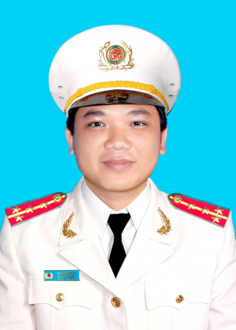 Thăng cấp bậc hàm từ Đại uý lên Thiếu tá đối với đồng chí Hồ Tấn Dương hy sinh khi làm nhiệm vụ