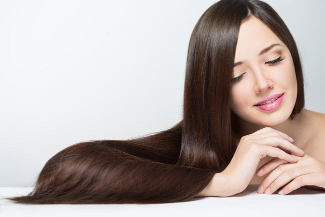 Lợi ích dưỡng tóc của mặt nạ lòng đỏ trứng, bơ và chanh