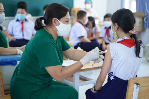Sở Y tế TP. HCM yêu cầu 5 quận, huyện tăng cường giám sát hoạt động tiêm vaccine cho trẻ em