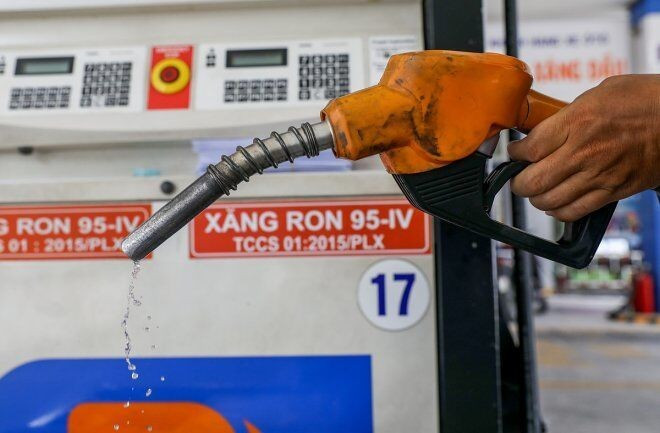 Điều chỉnh thuế nhập khẩu giảm từ 20% xuống 10% đối với mặt hàng xăng