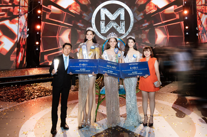 Artistry tài trợ mỹ phẩm chăm sóc sắc đẹp cho Top 3 Miss World Việt Nam
