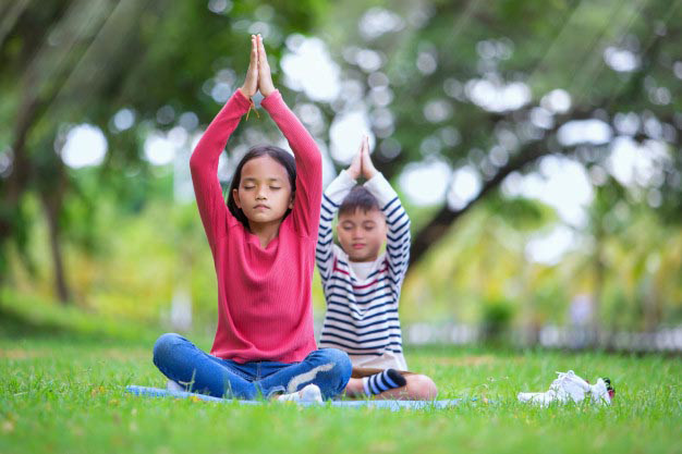 Tập thở và yoga giúp ích cho trẻ mắc rối loạn tăng động giảm chú ý