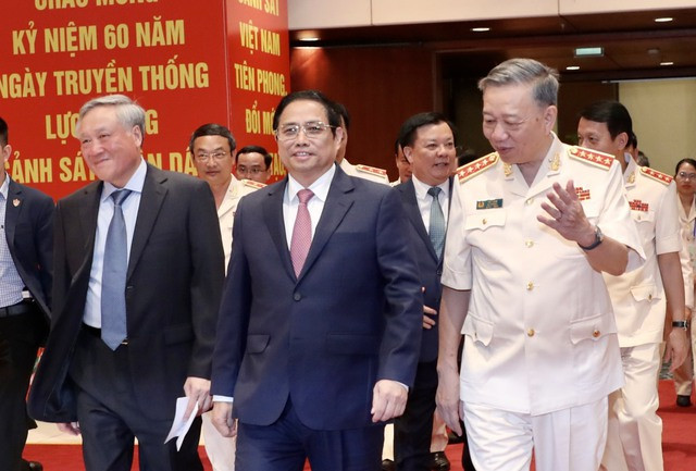 Đại tướng Tô Lâm: Đảng lãnh đạo tuyệt đối, trực tiếp về mọi mặt đối với công an nhân dân