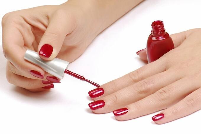 Những sai lầm bạn cần biết khi làm móng tại nhà