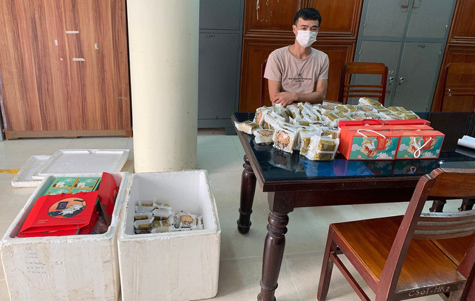 Vĩnh Phúc phát hiện và thu giữ gần 200 sản phẩm bánh Trung thu không rõ nguồn gốc xuất xứ