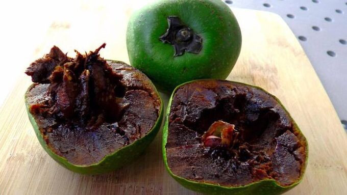 Những lợi ích của quả hồng đen socola đối với sức khỏe