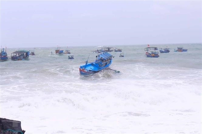 Kiên Giang chủ động ứng phó với gió mùa Tây Nam và thời tiết nguy hiểm trên biển