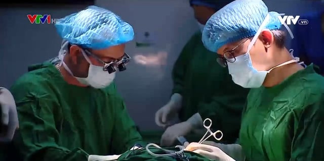 Thủ tướng Chính phủ Phạm Minh Chính gửi Thư khen các cán bộ, y bác sĩ, nhân viên y tế Bệnh viện Răng Hàm Mặt Trung ương Hà Nội