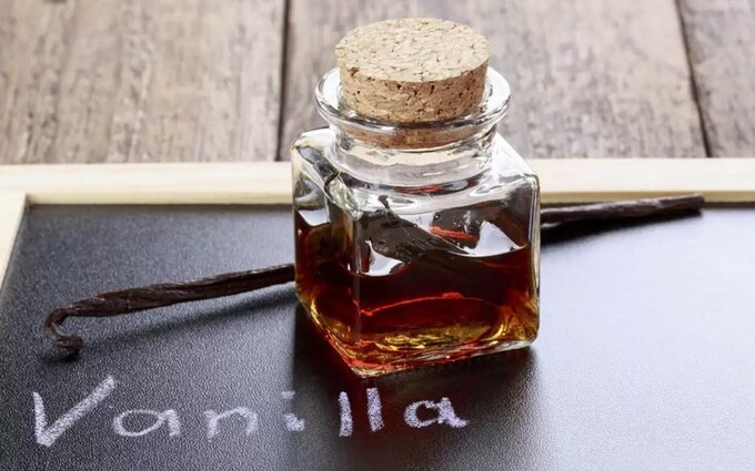 Tinh chất vani giúp điều trị mụn trứng cá, chống lão hóa