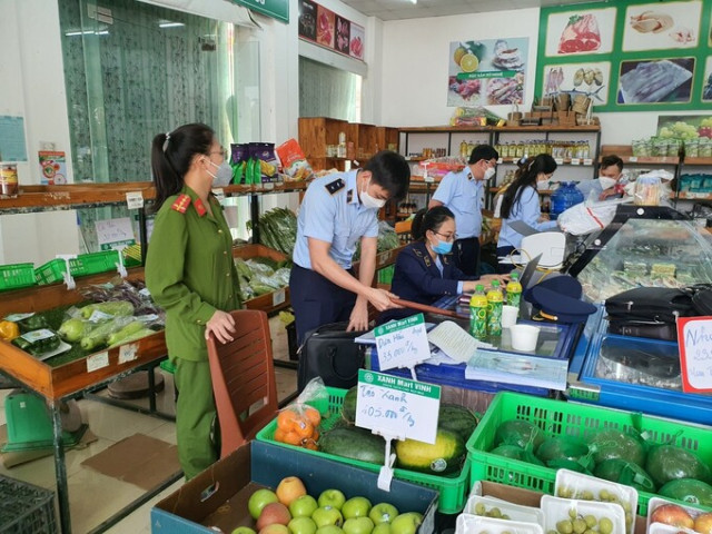Rà soát, phát hiện, kiểm tra, xử lý các hành vi kinh doanh rau, củ, quả không rõ nguồn gốc