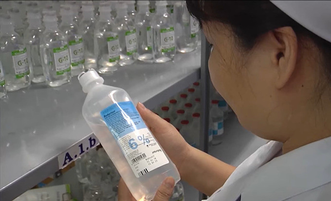 Việt Nam đã nhập khẩu 1.500 túi dịch truyền Dextran điều trị sốt xuất huyết