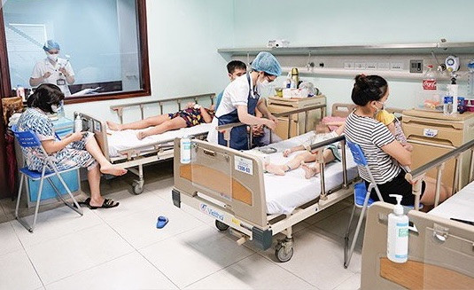 Tỷ lệ chung trẻ mắc virus Adeno nhập viện chiếm khoảng 4% so với tổng số người bệnh điều trị nội trú