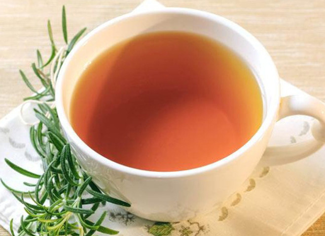 Công thức pha trà hương thảo giúp tăng cường sức đề kháng