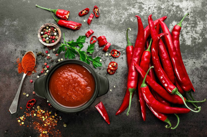Điều gì xảy ra khi bạn dùng thức ăn cay nóng?