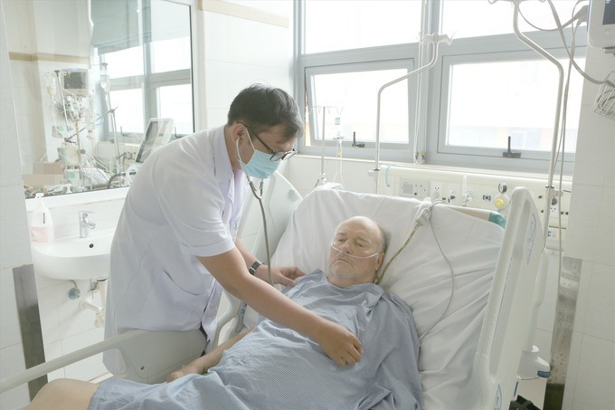 Bệnh viện Bạch Mai vừa cứu sống ca bệnh hiếm gặp, bị sốt rét ác tính