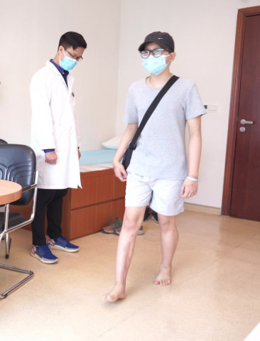 Bệnh nhân đầu tiên ở Việt Nam điều trị ung thư xương bằng ni-tơ lỏng hồi phục thần kỳ