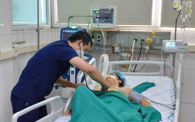 Hà Nội cứu sống bệnh nhân mắc sốt xuất huyết biến chứng cực kỳ hiếm gặp