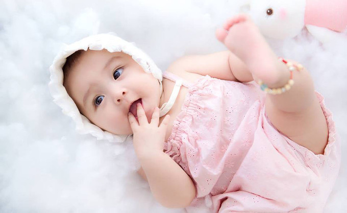 Chuyên gia khuyến cáo cách chăm sóc sức khỏe cho trẻ khi giao mùa