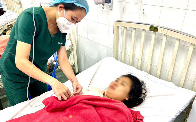 Cần Thơ cấp cứu sản phụ mắc sốt xuất huyết nặng