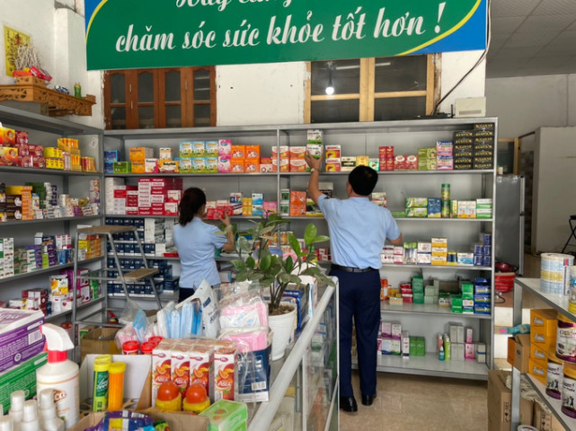 Sơn La xử phạt gần 50 triệu đồng đối với 3 quầy thuốc vi phạm quy định