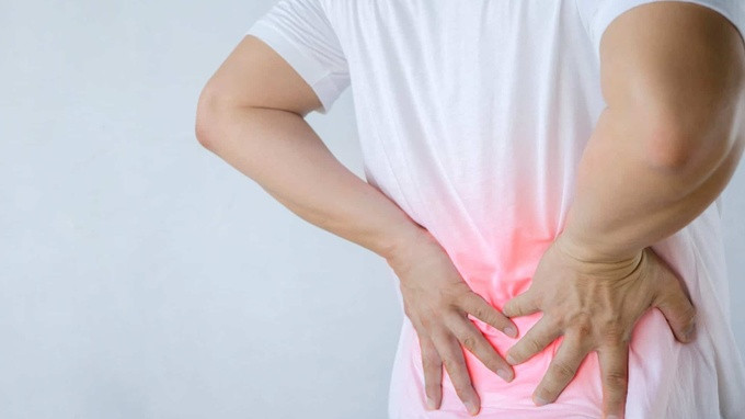 4 cách giúp bạn thoát khỏi cơn đau lưng dưới